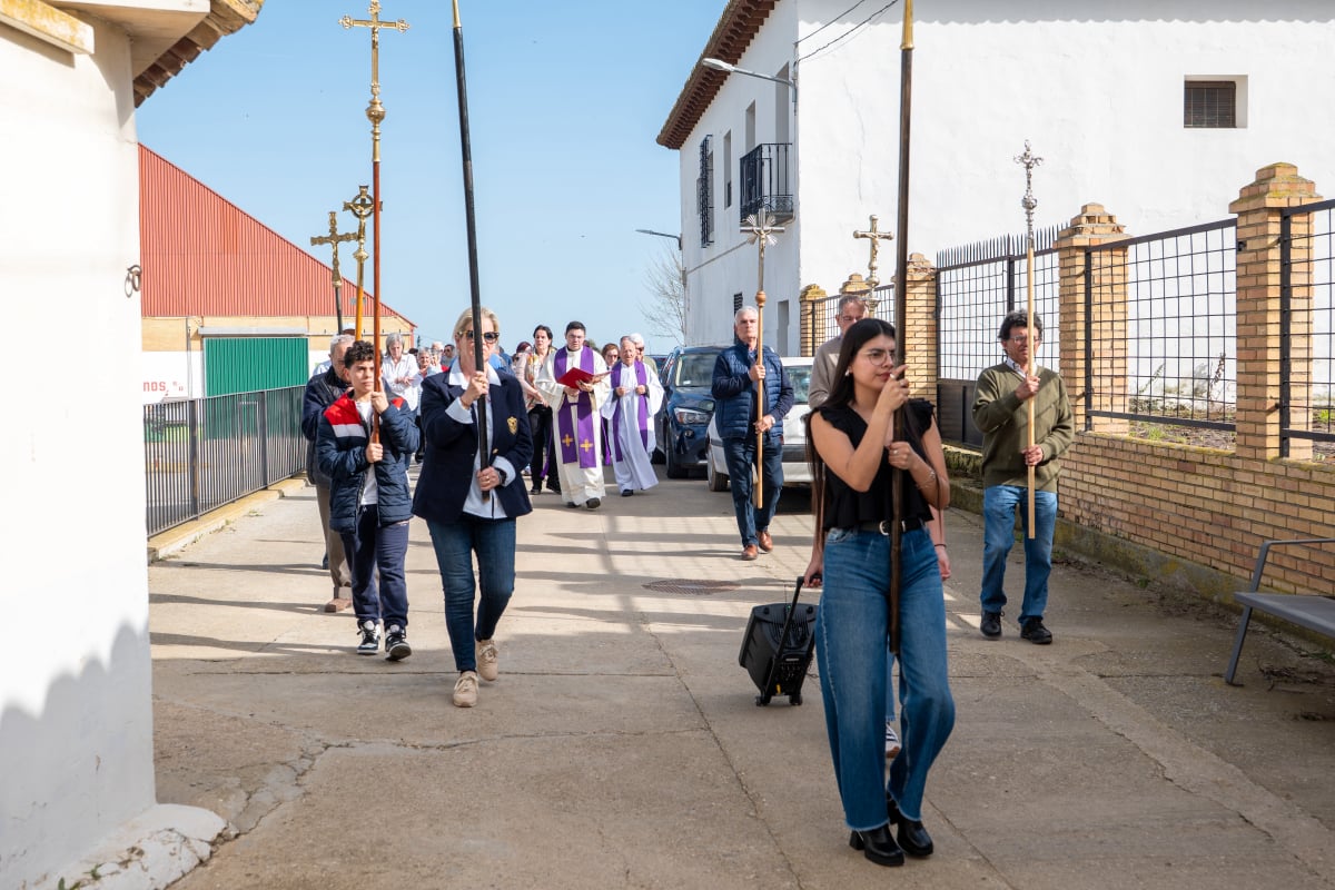 Viacrucis en Alcala del Obispo