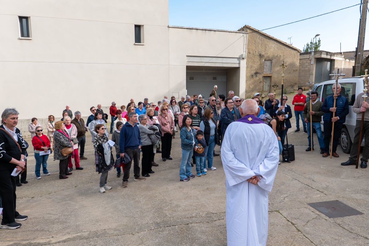 Viacrucis en Alcala del Obispo