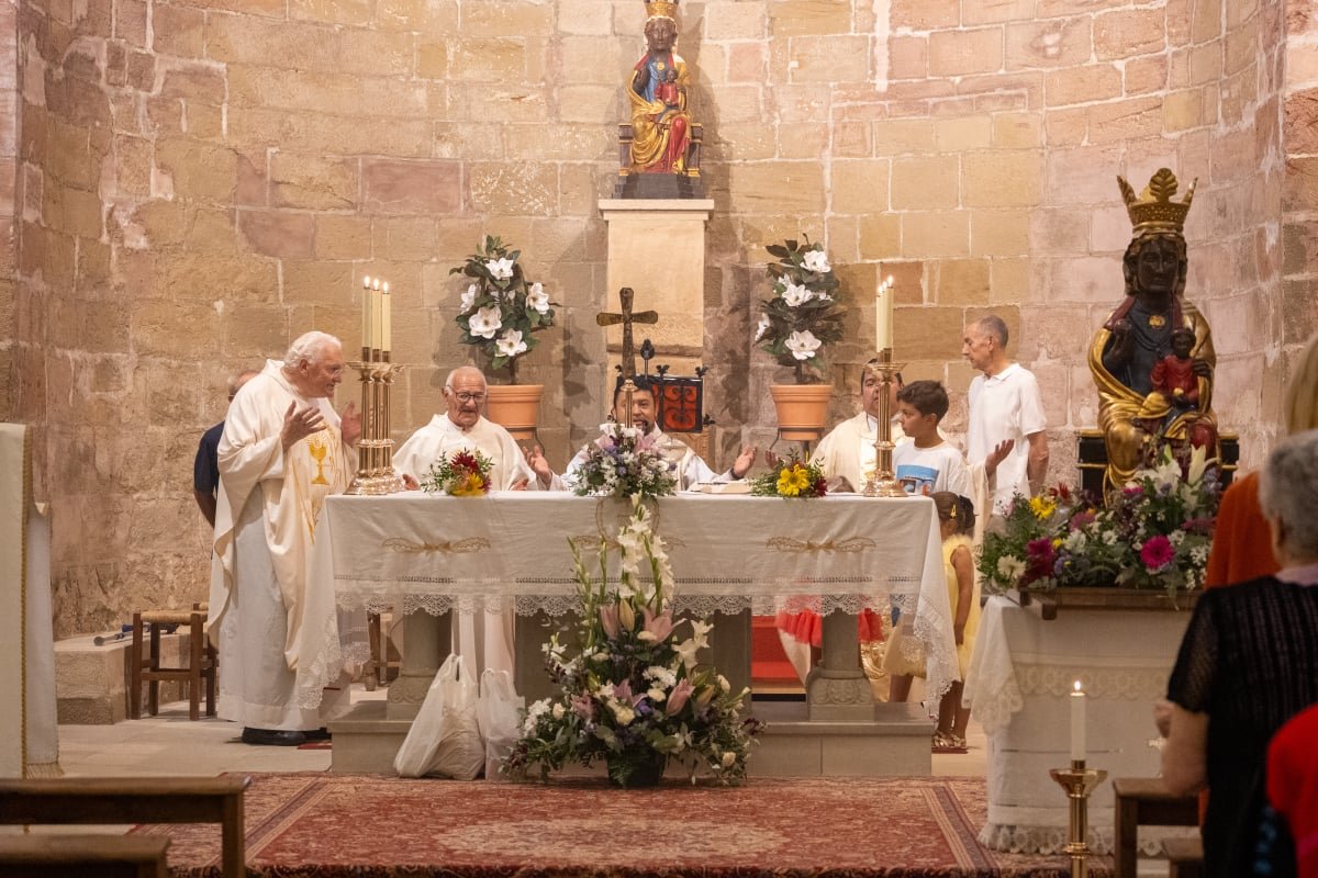 Virgen Blanca 25 años