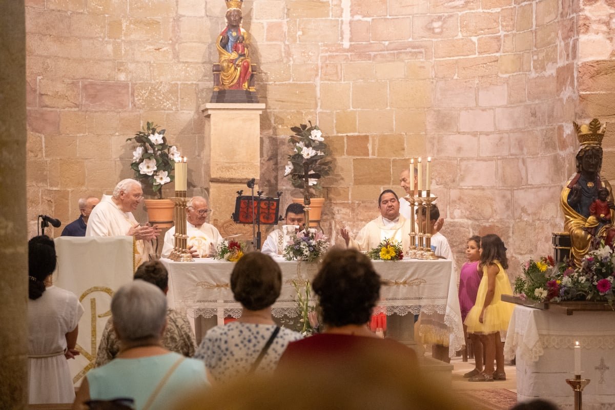 Virgen Blanca 25 años