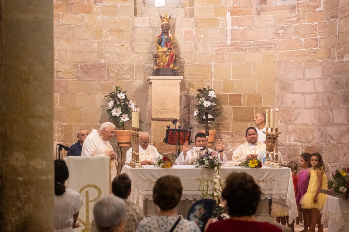 Virgen Blanca 25 años